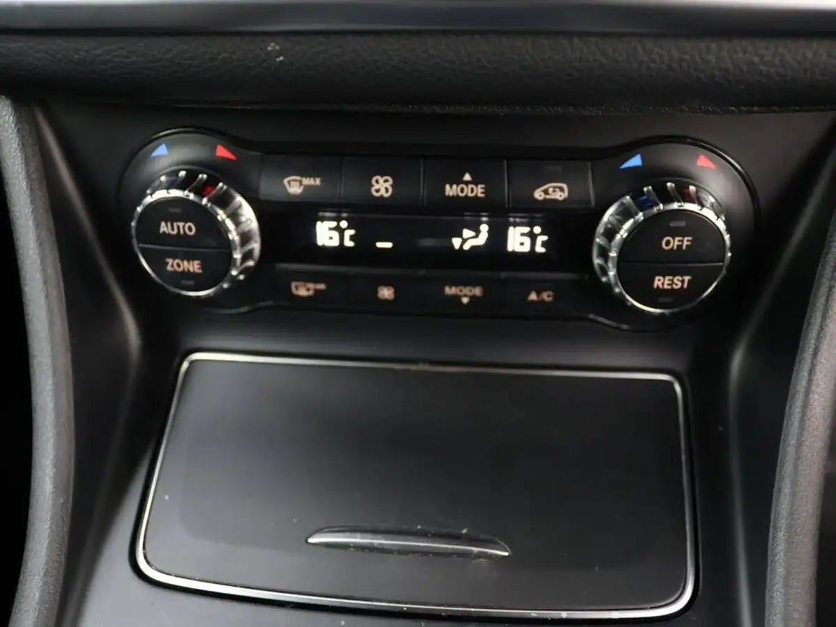 2018-mercedes-benz-cla-21d-cla-220d-amg-line-night-edition-177ps-ss-coupe-4d-big-17