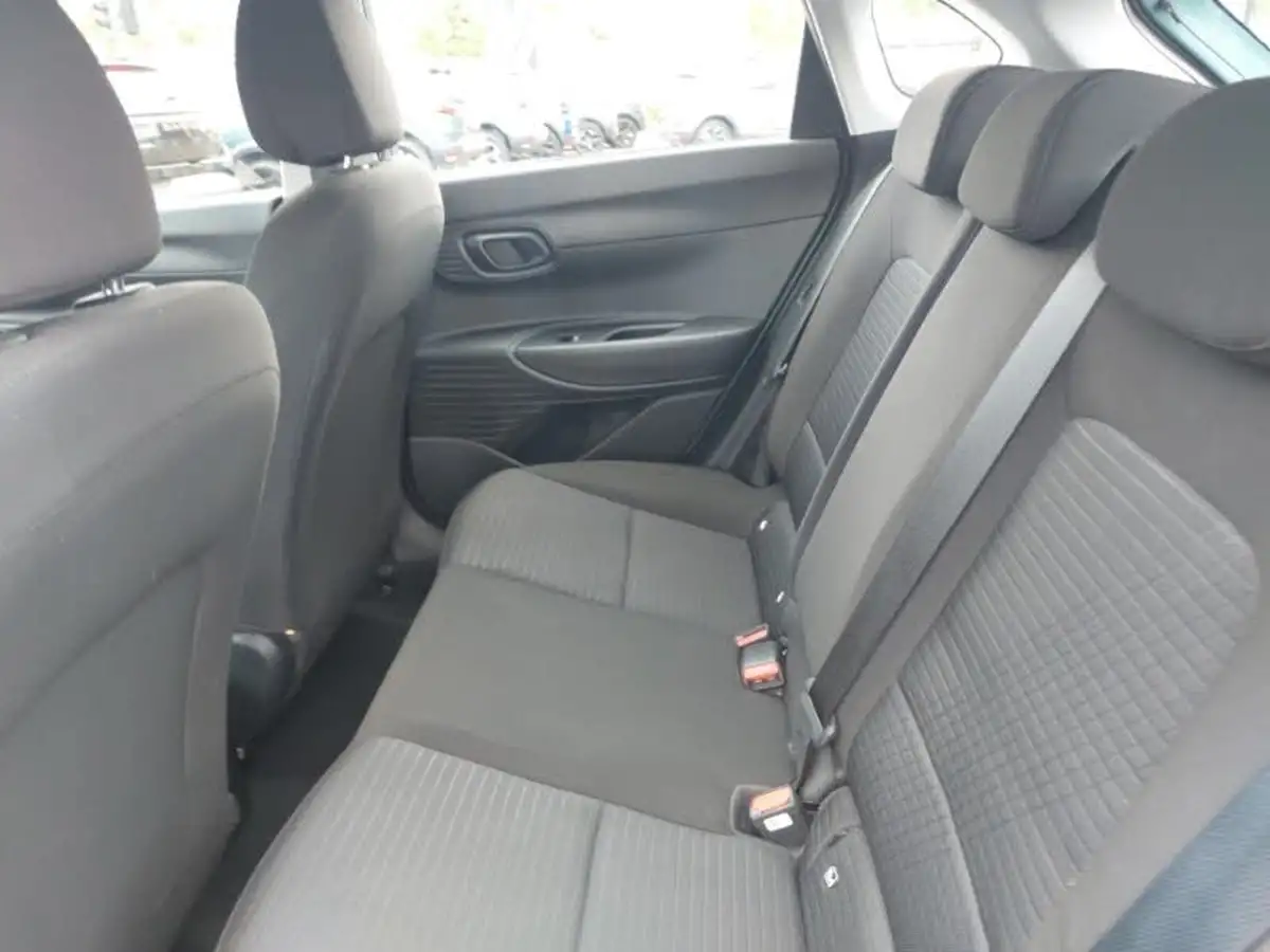 2022-hyundai-i20-10-t-gdi-se-connect-eclutch-imt-big-5