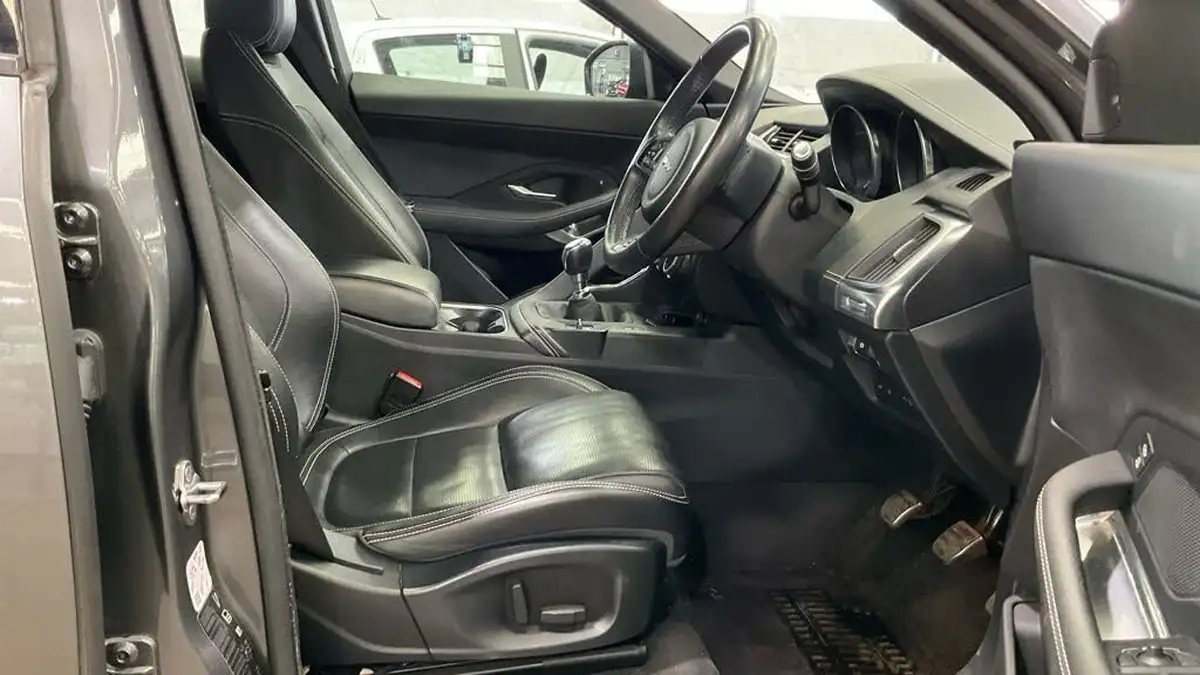 2019-jaguar-e-pace-20-i4d-r-dynamic-s-150ps-big-5