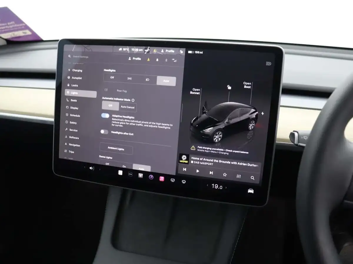2022-tesla-model-y-e-rwd-big-33