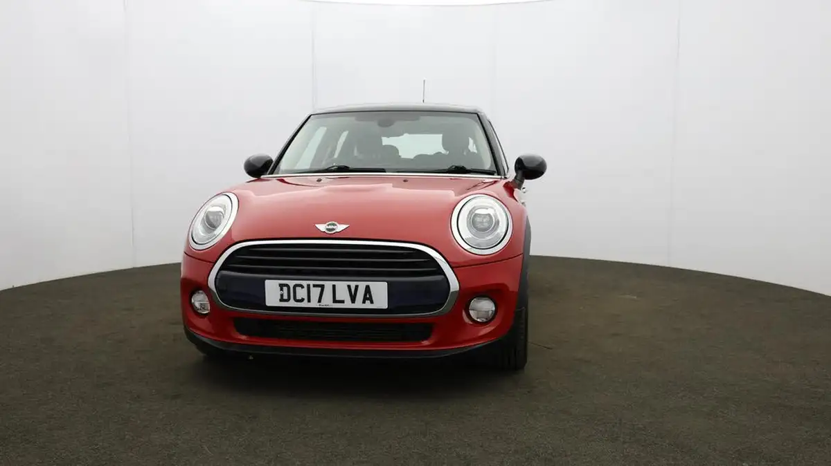 2017-mini-cooper-15-cooper-ss-hatchback-5d-big-33