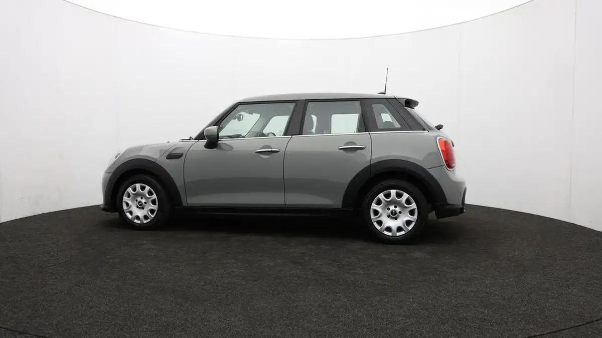 2022-mini-cooper-15-one-classic-5d-big-71