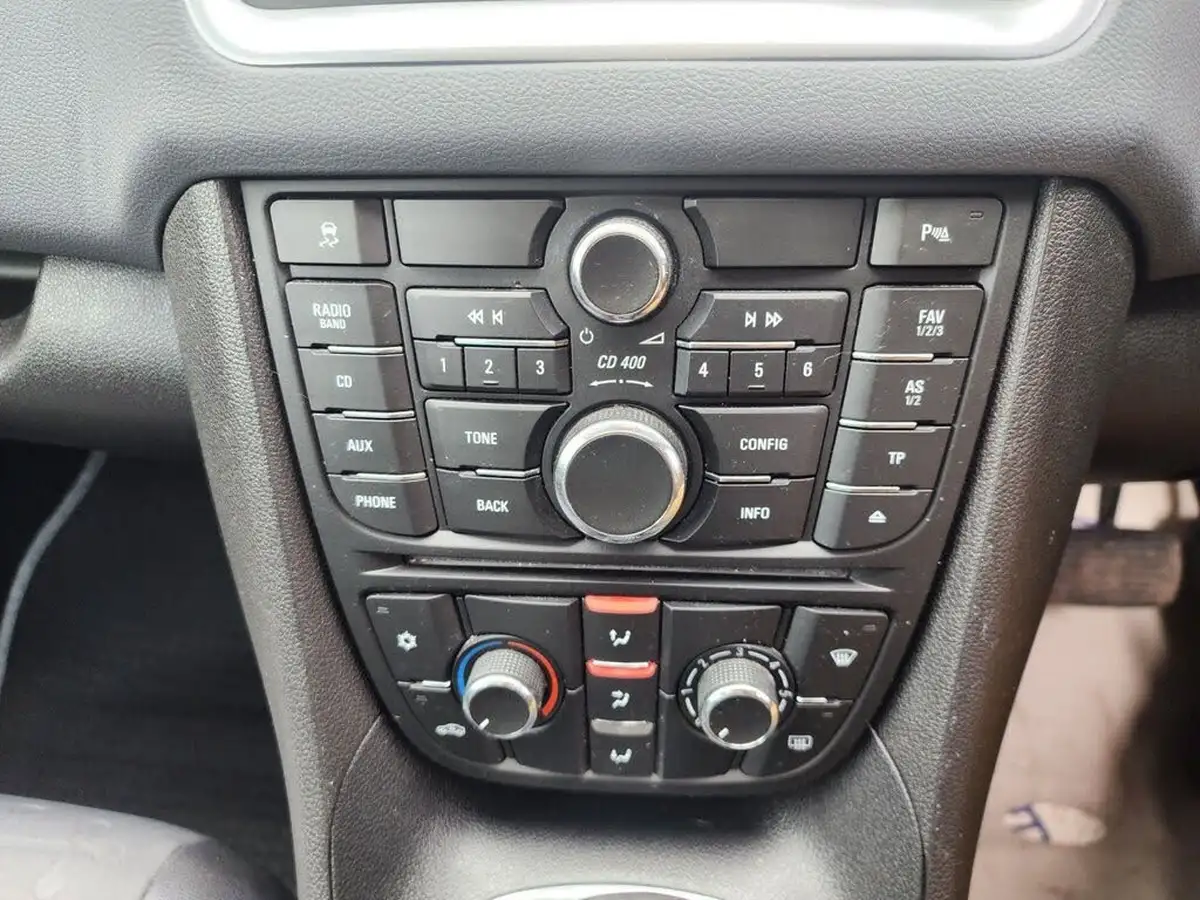 2012-vauxhall-meriva-17td-se-110ps-auto-big-18