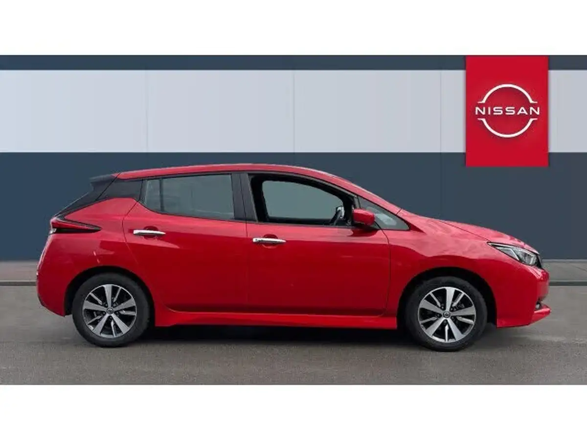 2022-nissan-leaf-e-acenta-big-4