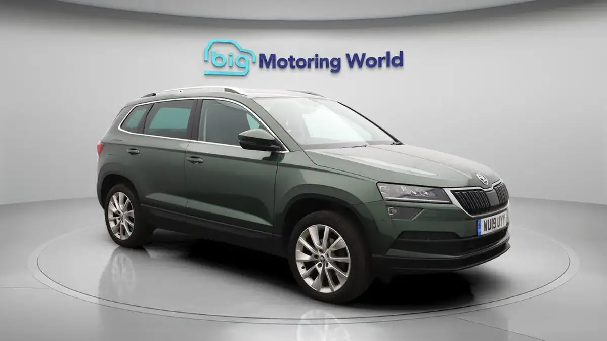 2019-skoda-karoq-15-tsi-se-l-dsg-big-1