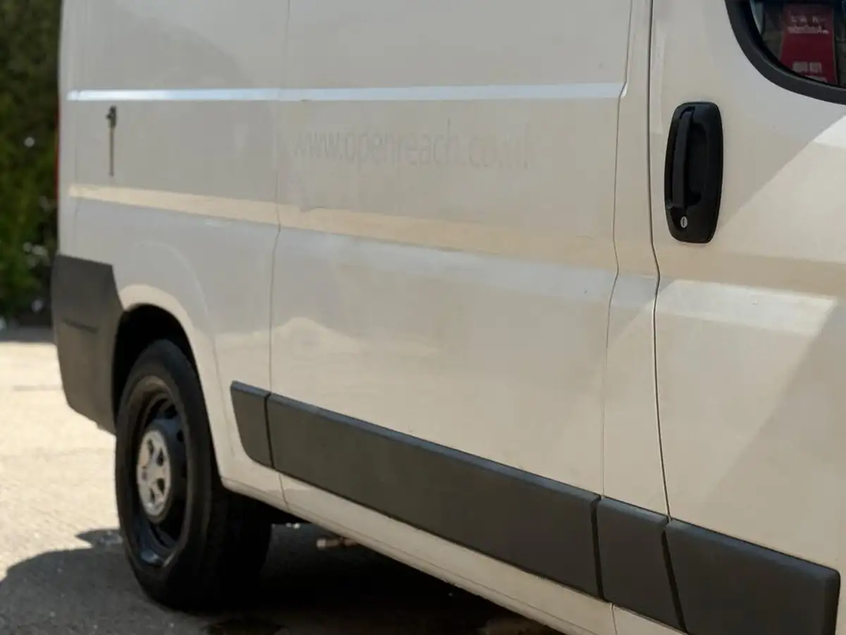 2017-fiat-ducato-20td-35-lh2-panel-big-22