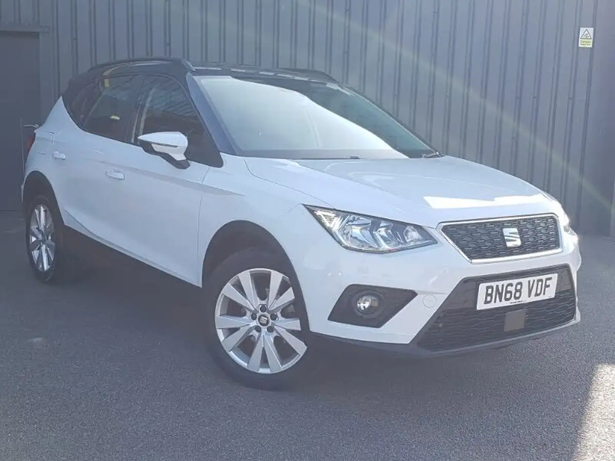 2018-seat-arona-16tdi-se-technology-lux-big-0