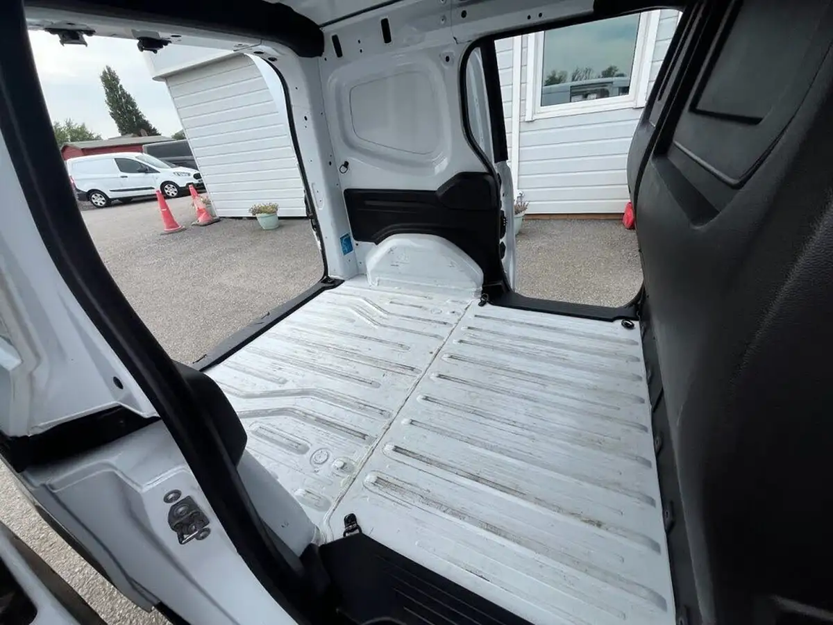 2023-renault-kangoo-15dci-ml19-95-start-big-23