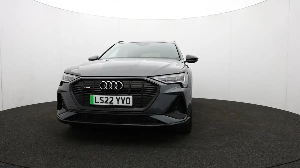 2022-audi-e-tron-50e-black-edition-sportback-big-59