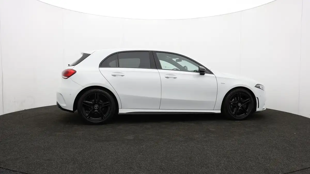 2022-mercedes-benz-a-class-13-a180-amg-line-executive-edition-hatchback-5d-7g-dct-big-33