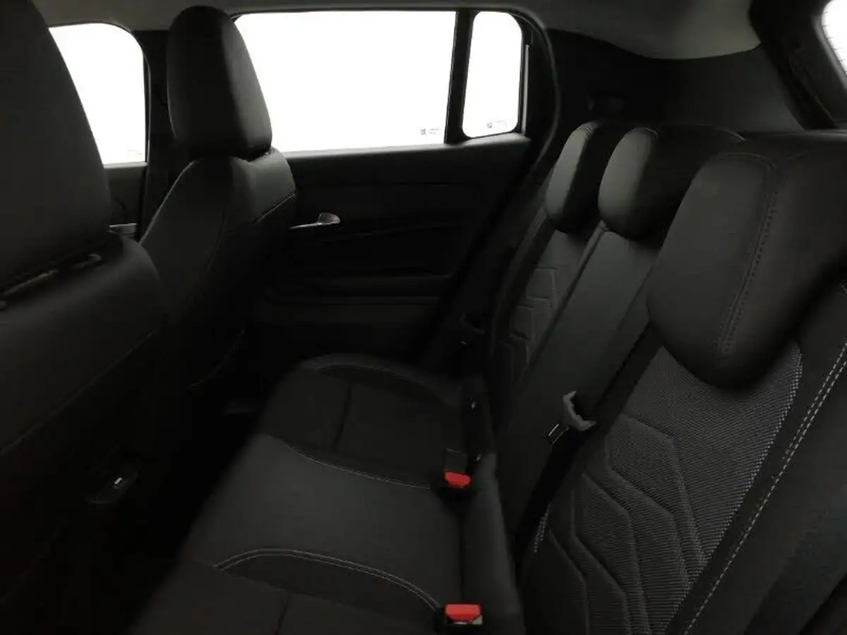 2024-jeep-avenger-12-gse-altitude-big-5