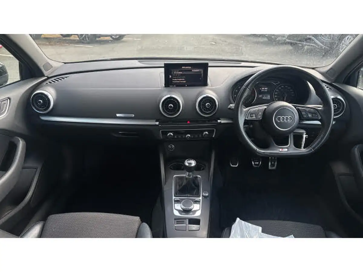 2017-audi-a3-15-tfsi-s-line-saloon-4d-big-9