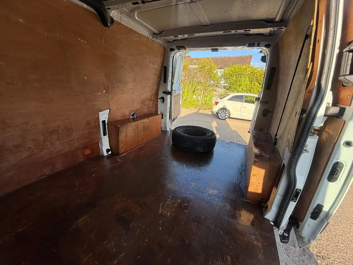 2016-ford-transit-custom-22tdci-290-l1h1-100ps-panel-van-big-13