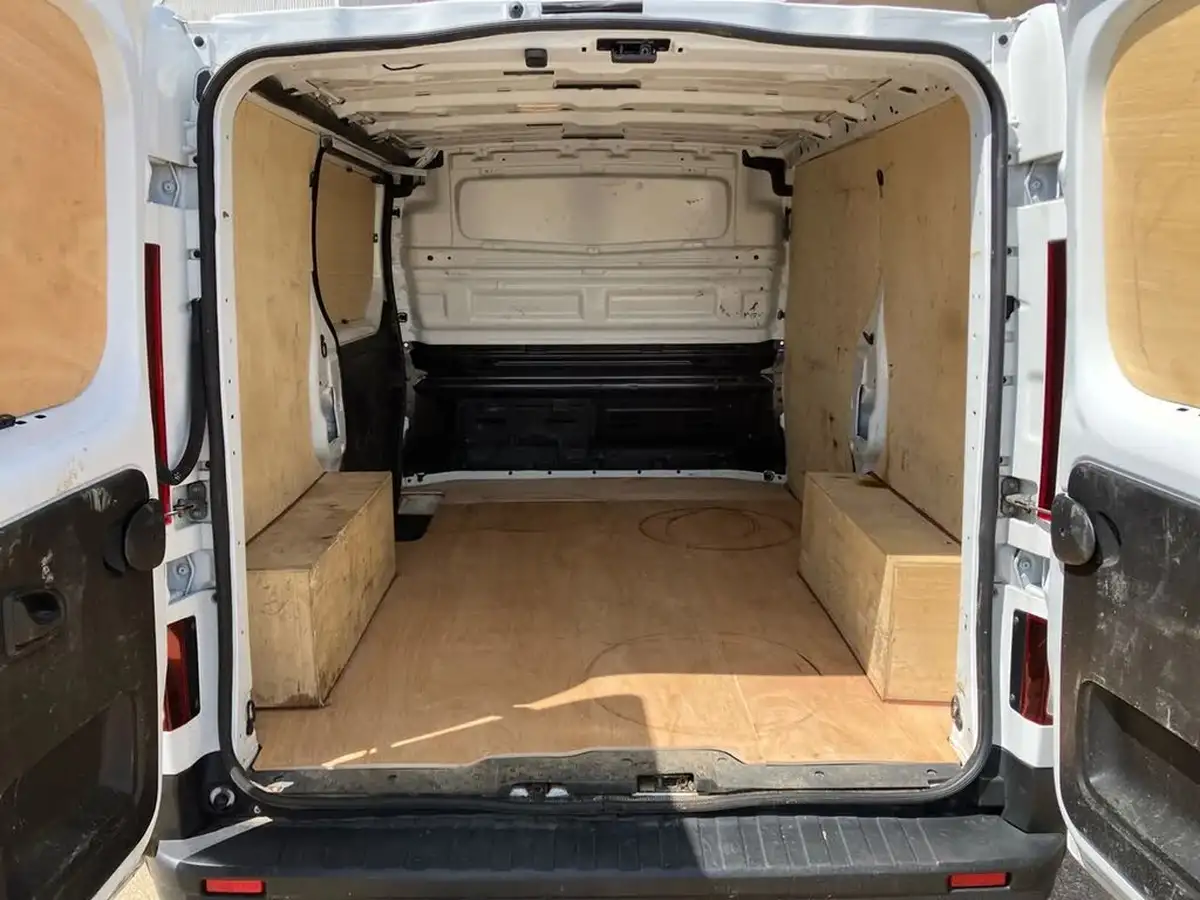 2023-renault-trafic-20dci-sl28-130-business-big-17