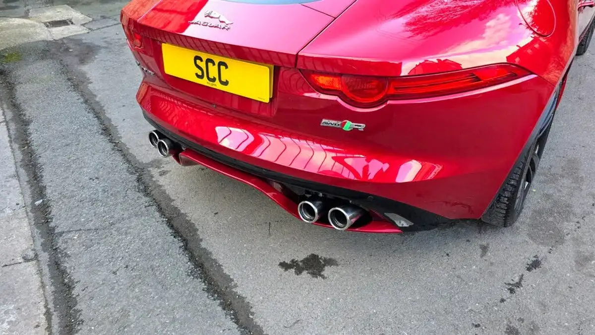 2016-jaguar-f-type-50-r-coupe-awd-big-10