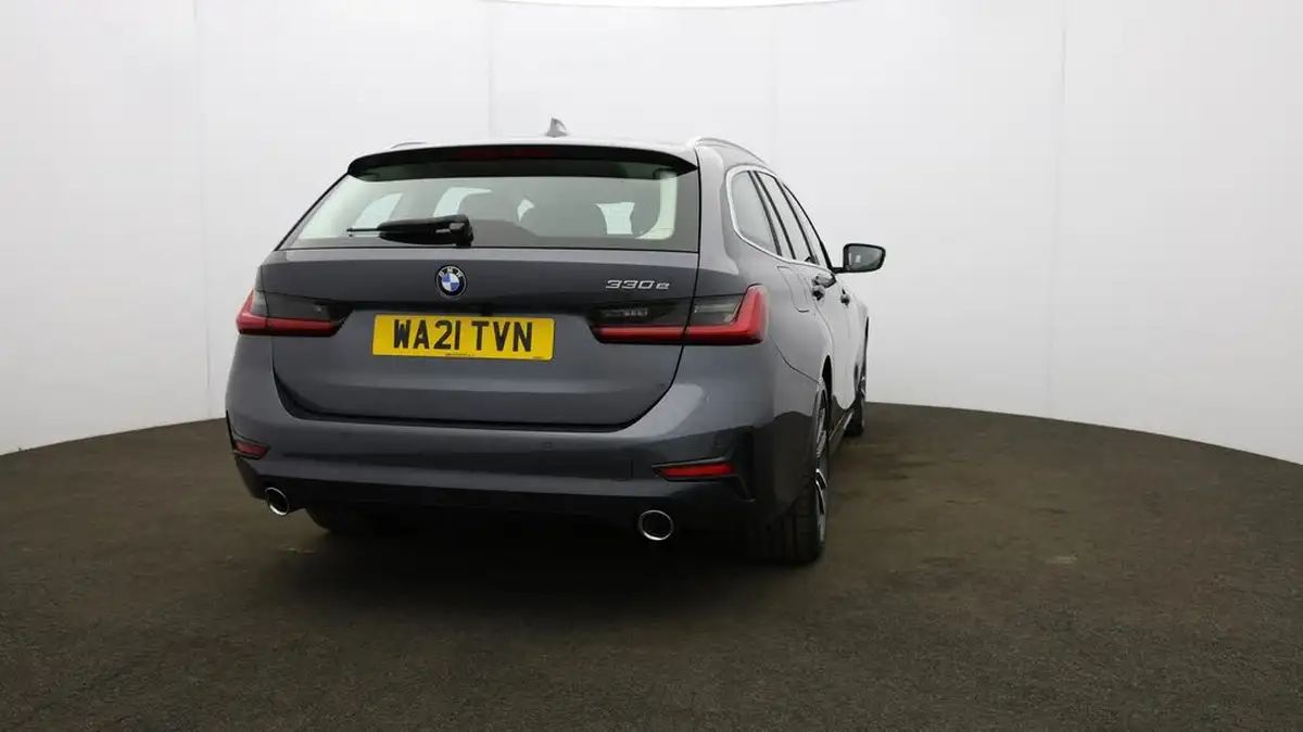 2021-bmw-3-series-20-330e-sport-pro-touring-5d-big-63