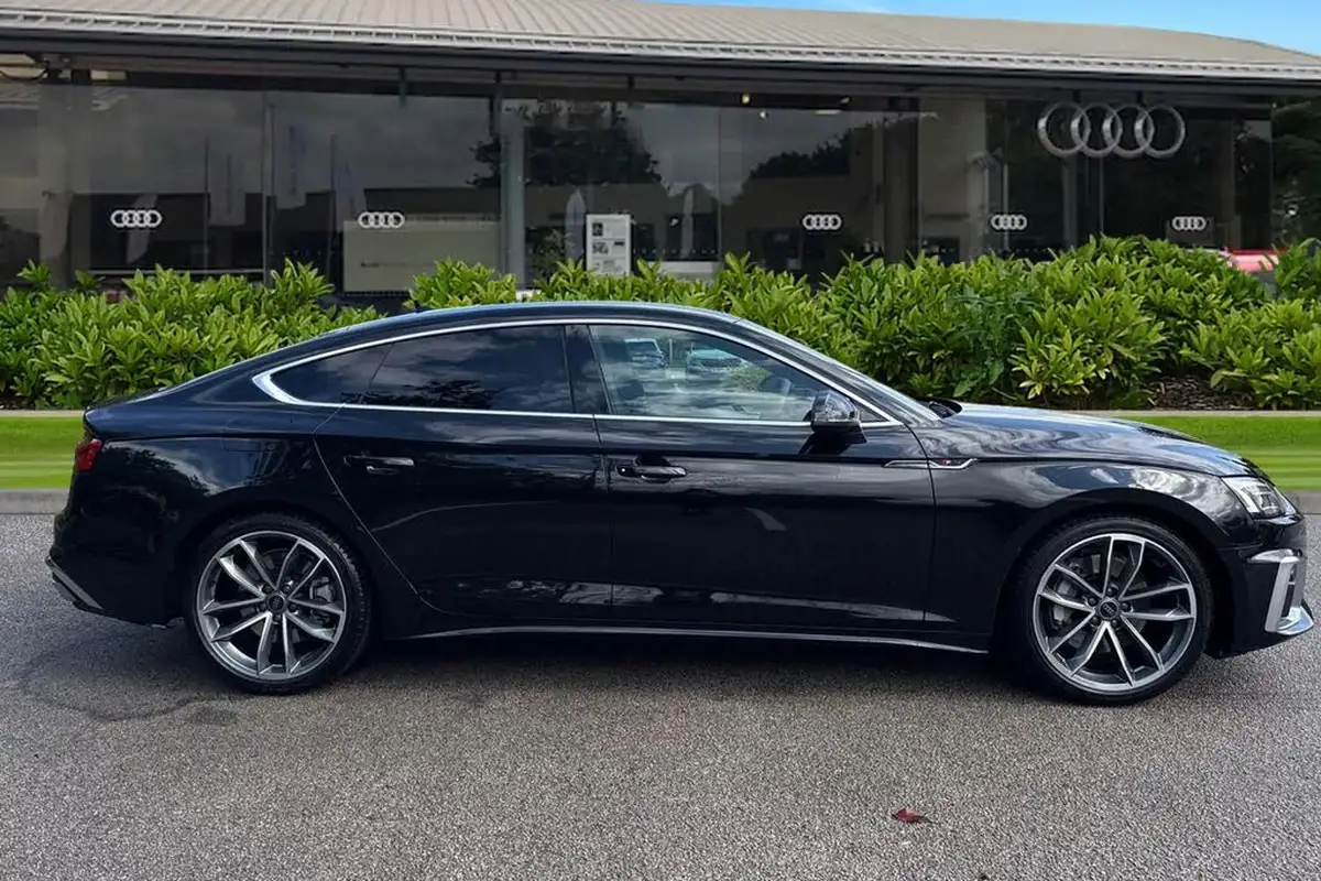2024-audi-a5-20-45-tfsi-s-line-sportback-5d-big-2