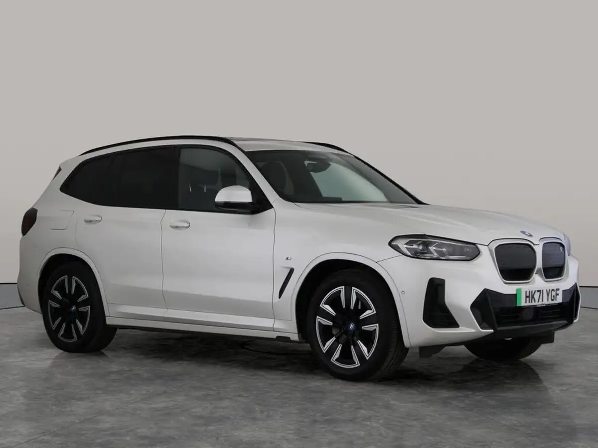 2021-bmw-ix3-e-m-sport-big-8