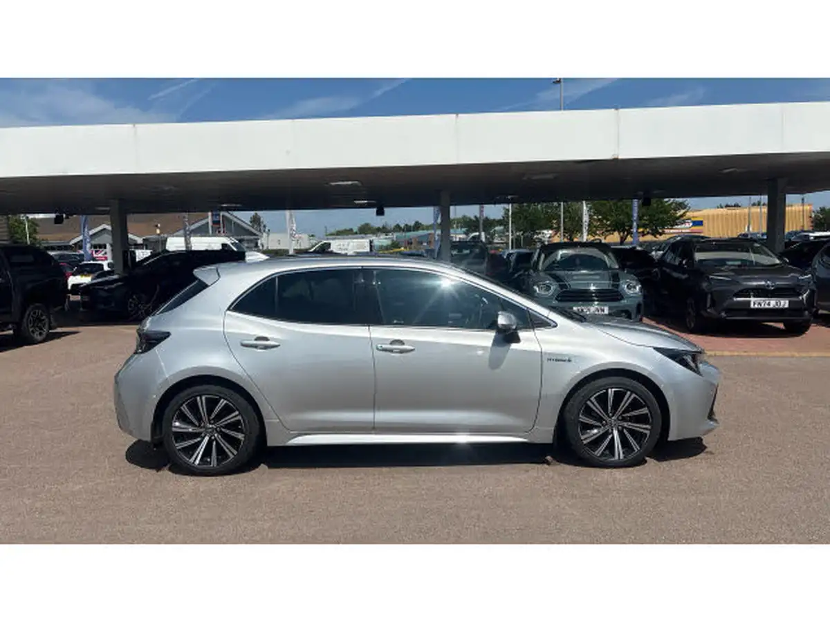 2021-toyota-corolla-18-vvt-i-design-spare-wheel-hatchback-5d-big-15