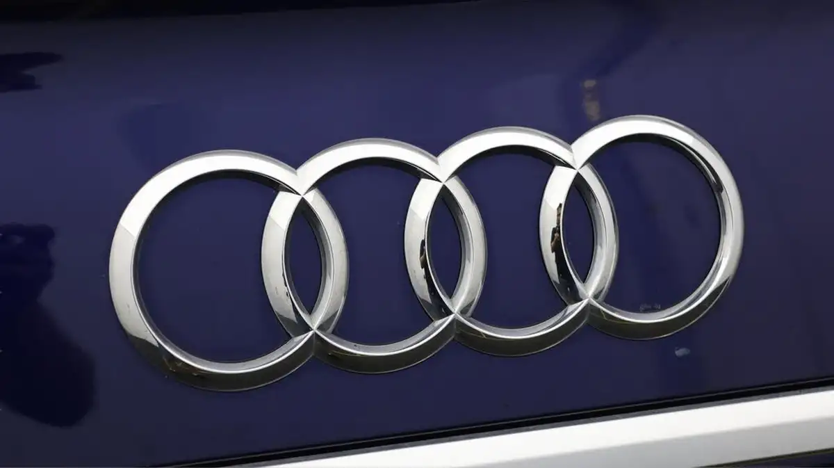 2022-audi-q5-20-45-tfsi-s-line-sportback-big-21