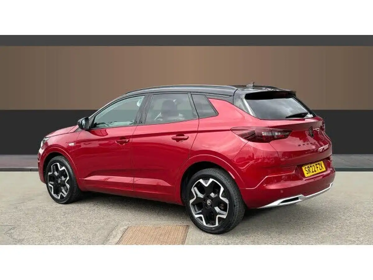 2022-vauxhall-grandland-12-ultimate-big-1