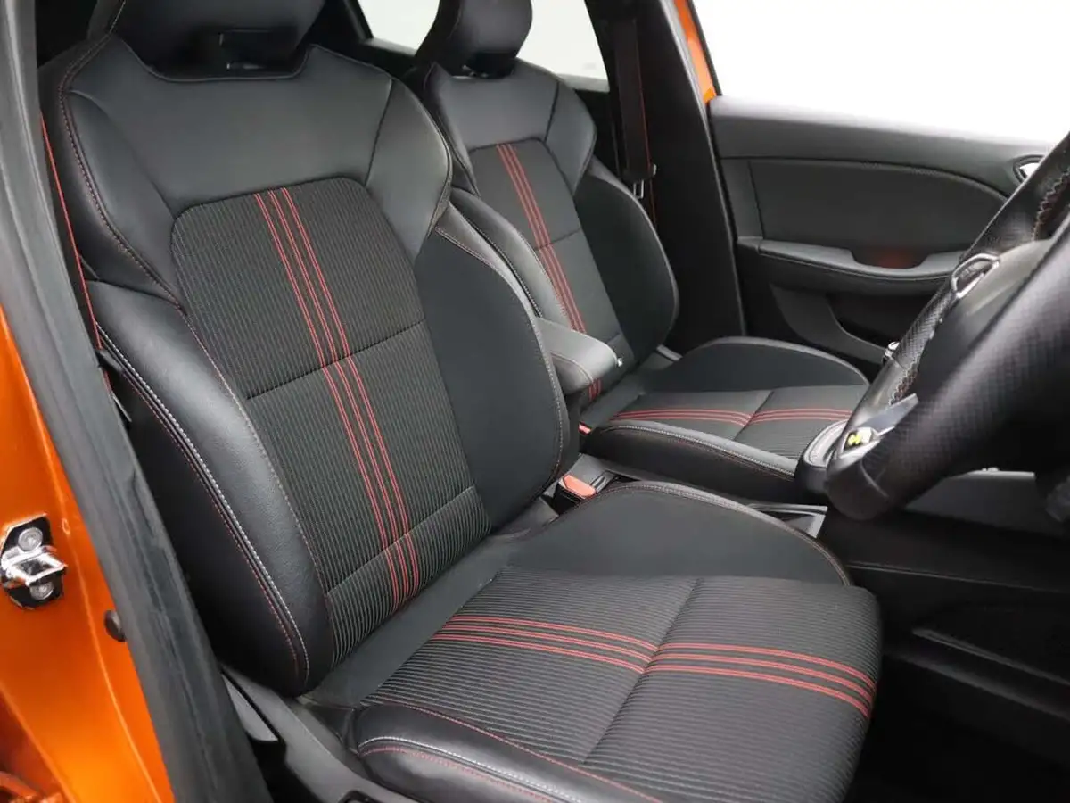 2021-renault-clio-10-tce-rs-line-90ps-big-10