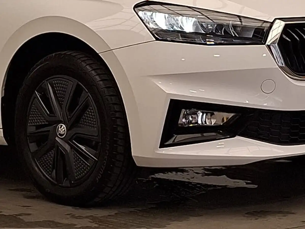 2022-skoda-fabia-10-tsi-colour-edition-109ps-big-8