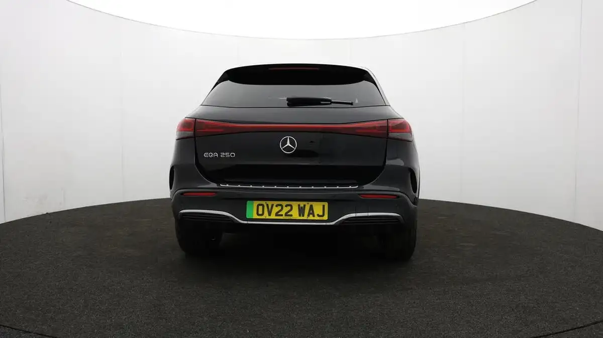 2022-mercedes-benz-eqa-e-eqa-250-amg-line-big-68