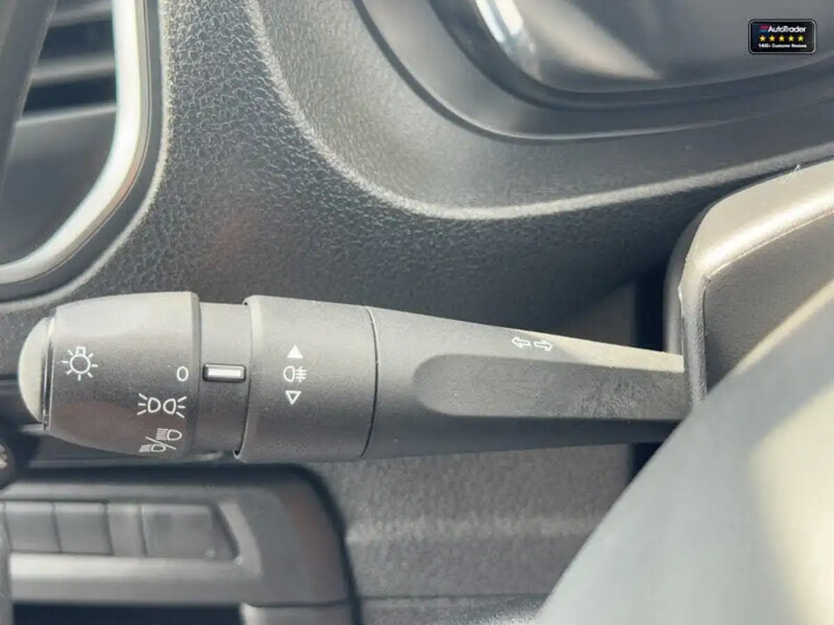 2023-peugeot-expert-15-bluehdi-professional-premium-standard-1000-big-17