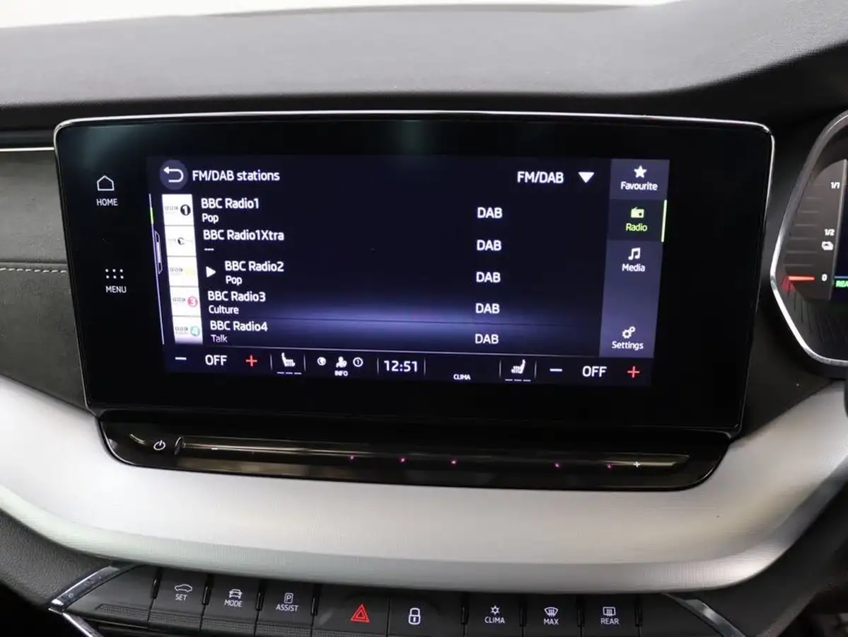 2021-skoda-octavia-14-tsi-se-l-hatchback-big-12