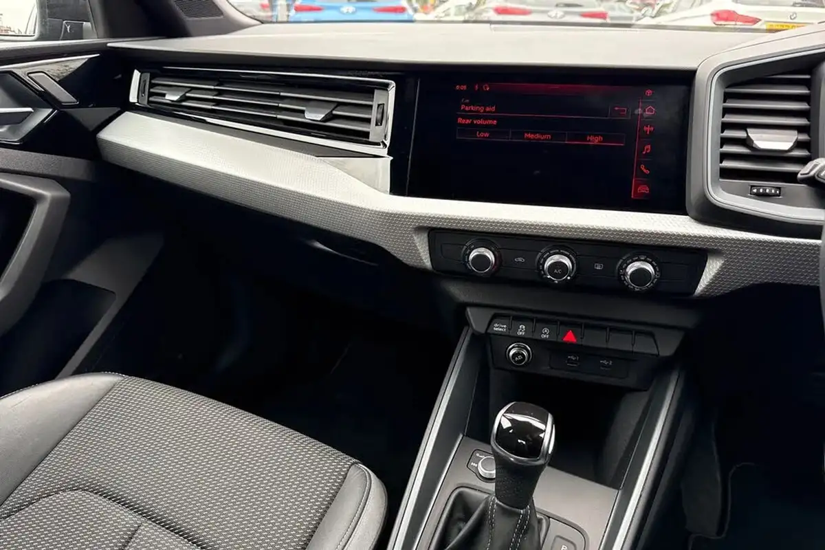 2020-audi-a1-10-30-tfsi-s-line-116ps-tronic-big-19