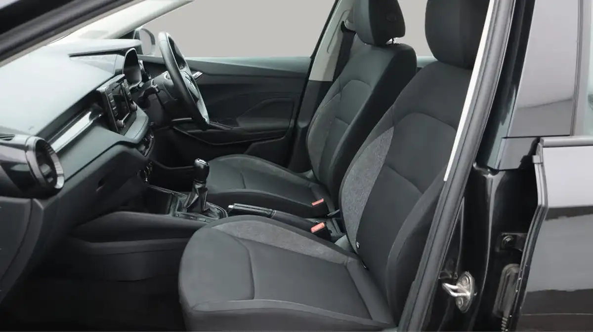 2022-skoda-fabia-10-mpi-se-comfort-big-14