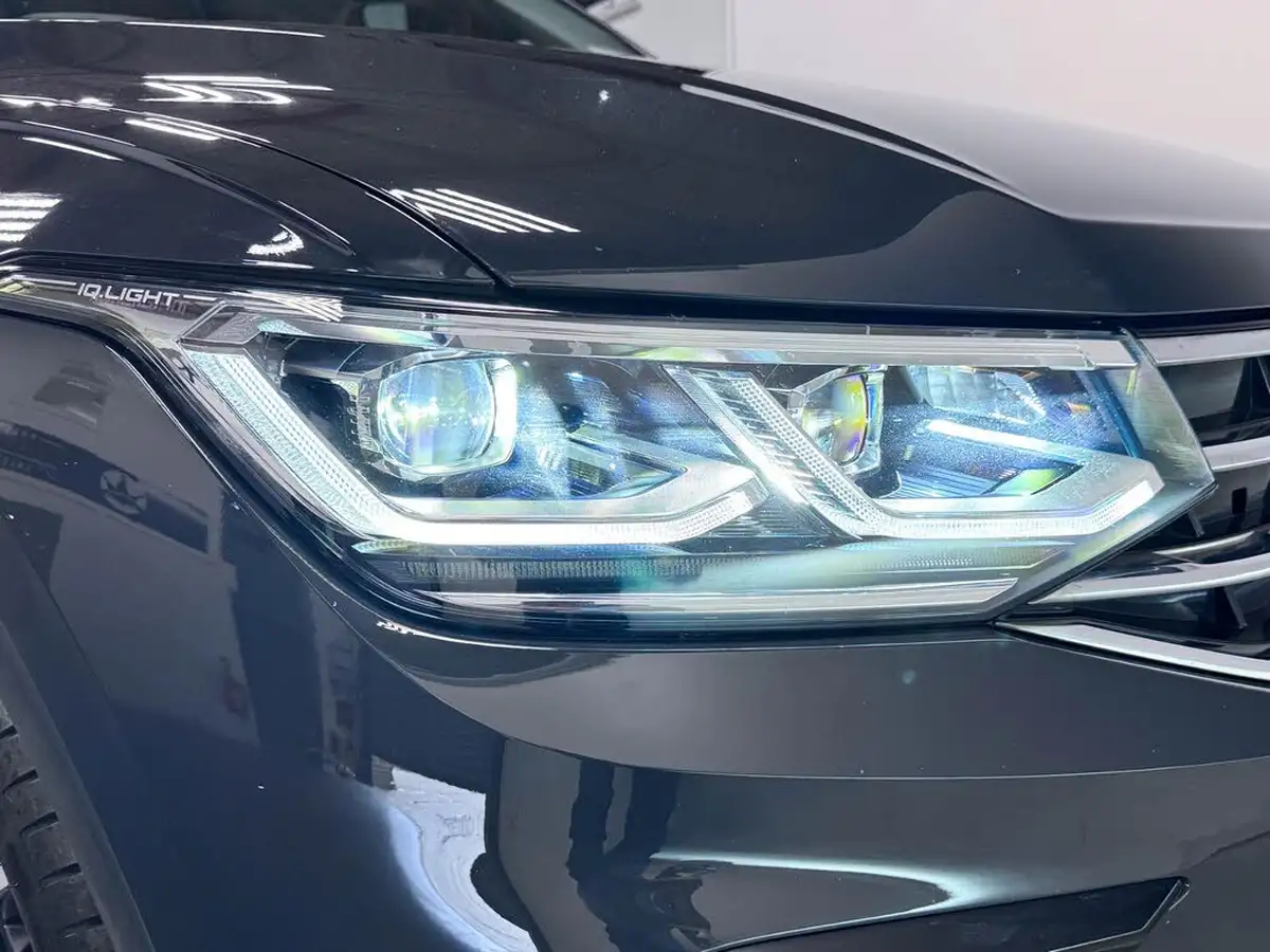 2023-volkswagen-tiguan-15-tsi-elegance-big-18