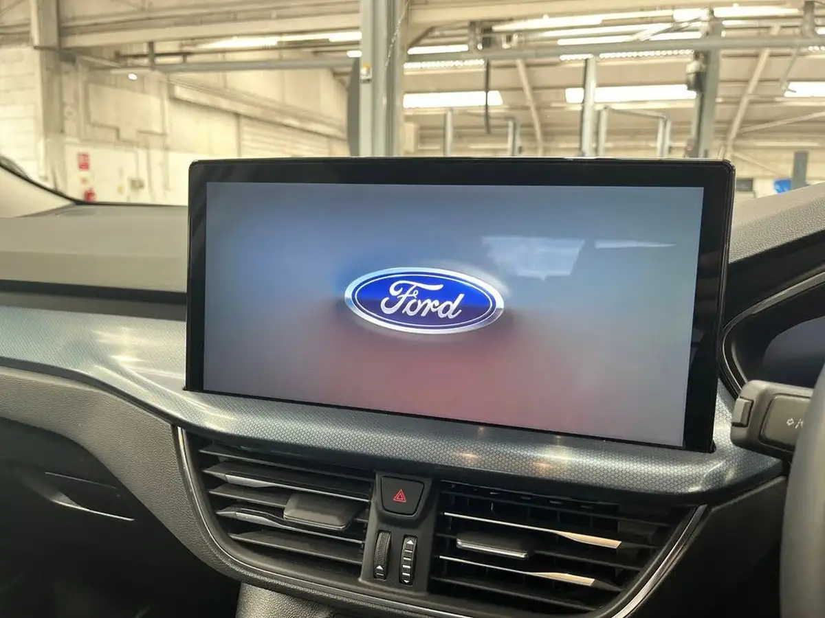 2023-ford-focus-10t-active-x-155ps-hybrid-mhev-hatchback-powershift-big-20