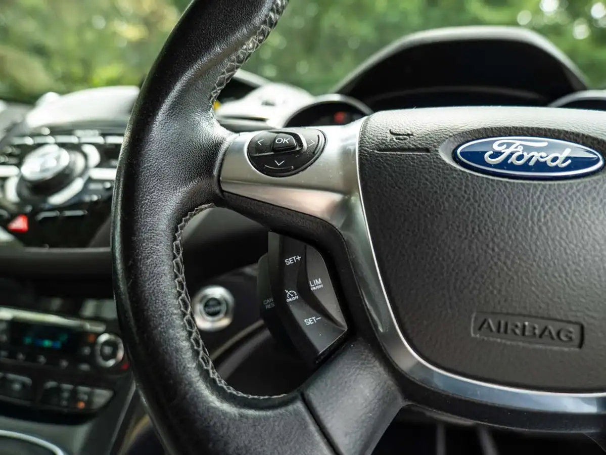 2014-ford-kuga-20tdci-titanium-x-163ps-awd-big-24