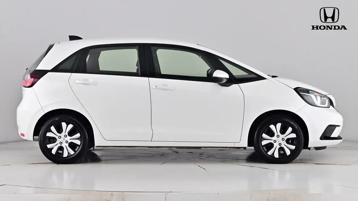 2022-honda-jazz-15-i-mmd-sr-109ps-big-2