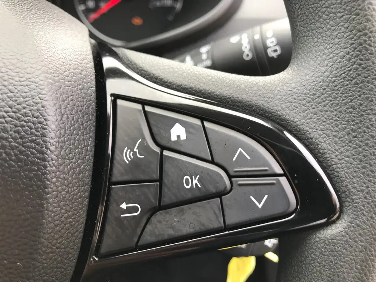 2025-dacia-jogger-10-tce-essential-big-22