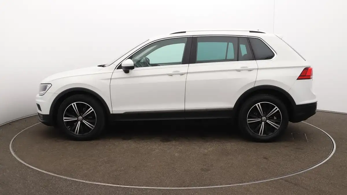 2018-volkswagen-tiguan-14-tsi-se-navigation-125ps-ss-big-63