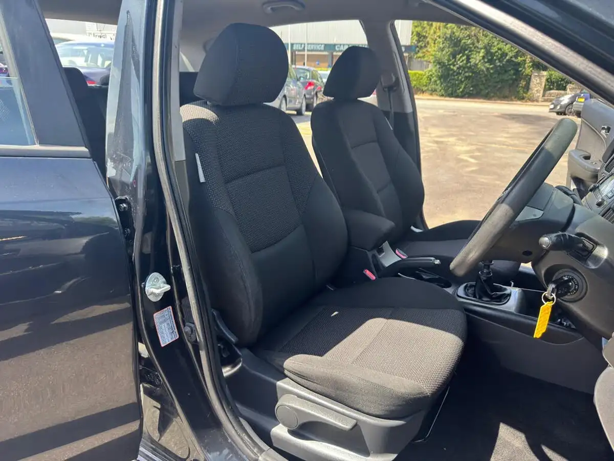 2009-hyundai-i30-14-comfort-big-19