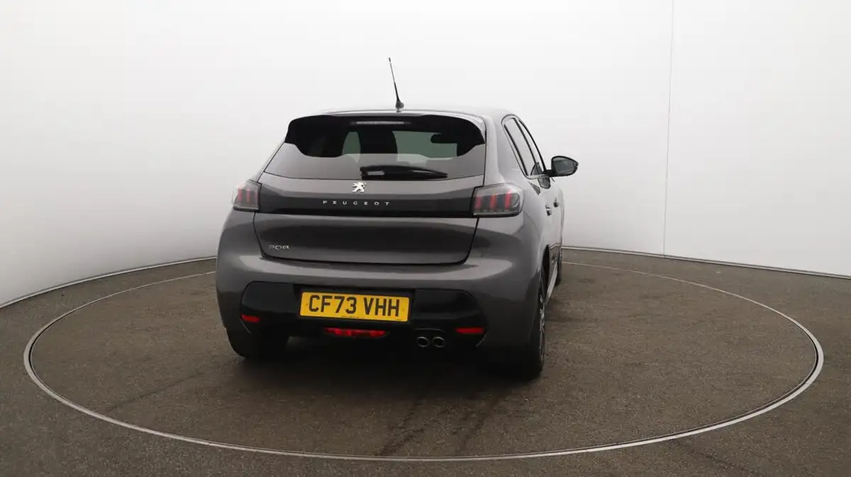 2023-peugeot-208-12-puretech-allure-premium-130ps-eat8-big-51