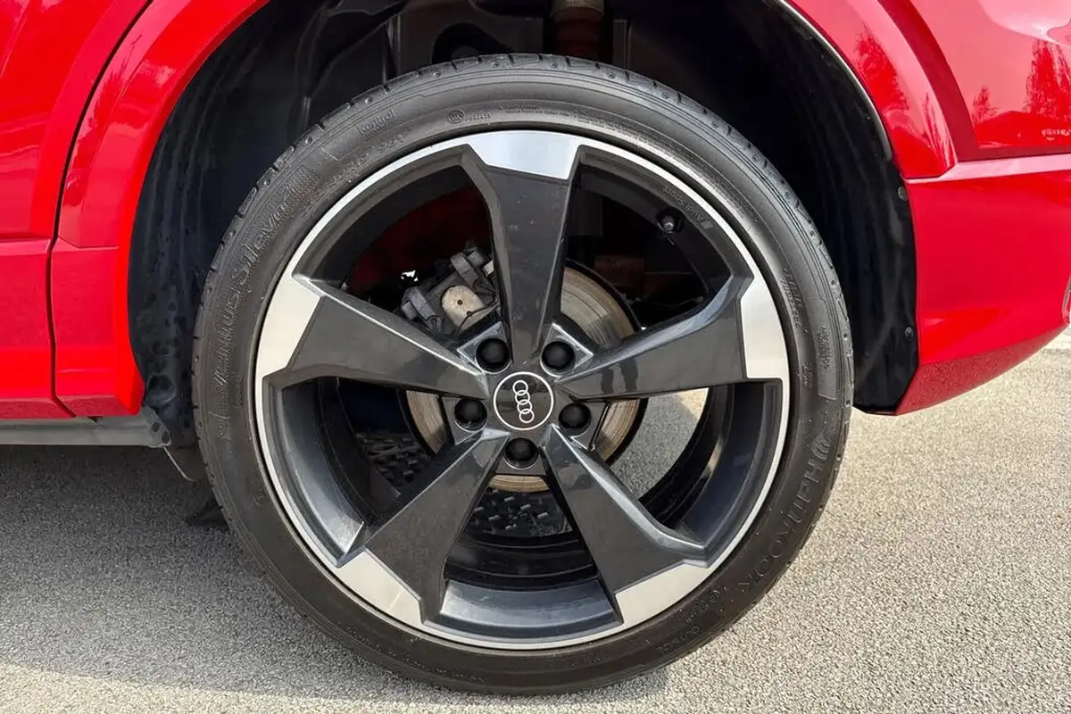 2023-audi-q2-10-30-tfsi-black-edition-big-12