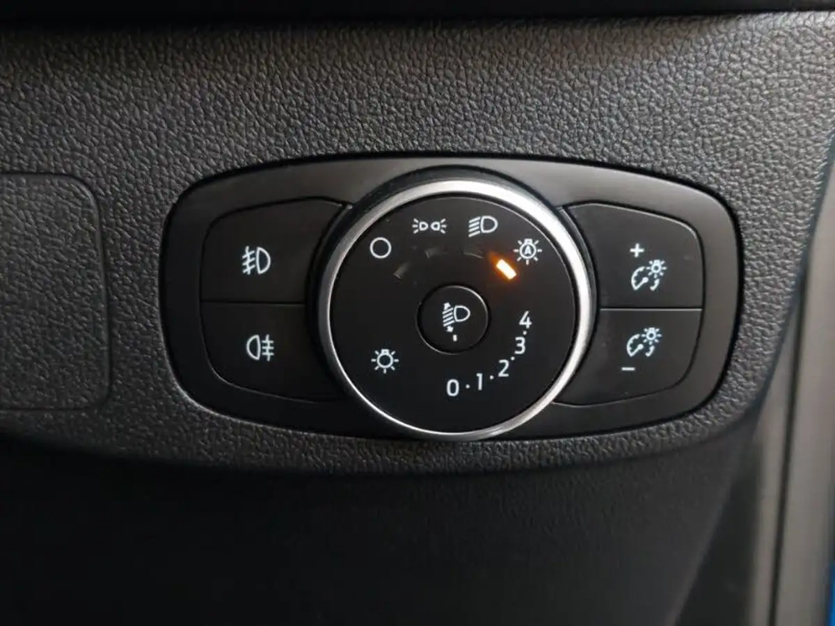 2020-ford-focus-10t-st-line-x-edition-155ps-hybrid-mhev-hatchback-big-16