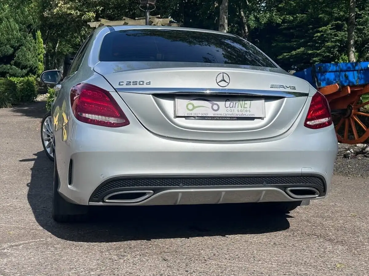 2017-mercedes-benz-c-class-21d-c250d-amg-line-ss-saloon-4d-9g-tronic-plus-big-23