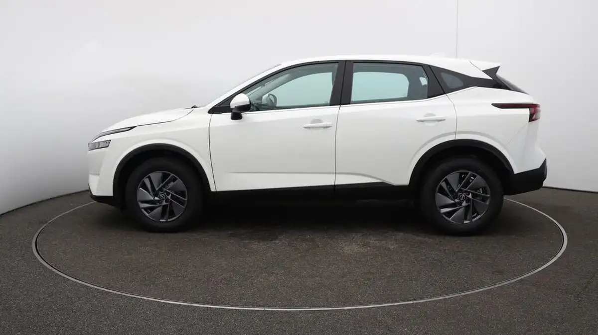2023-nissan-qashqai-13-dig-t-acenta-premium-140ps-big-63