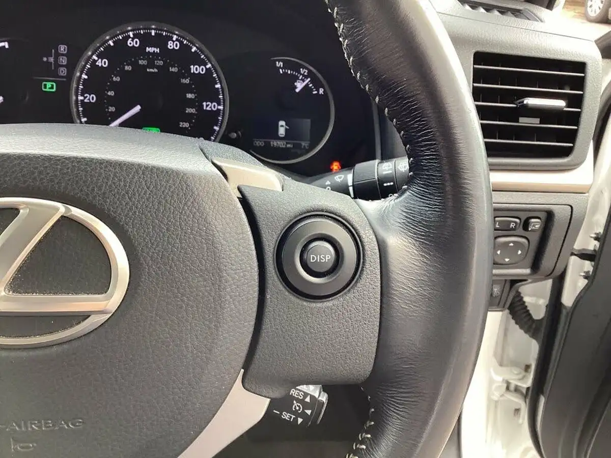 2015-lexus-ct-200h-18-advance-plus-big-27