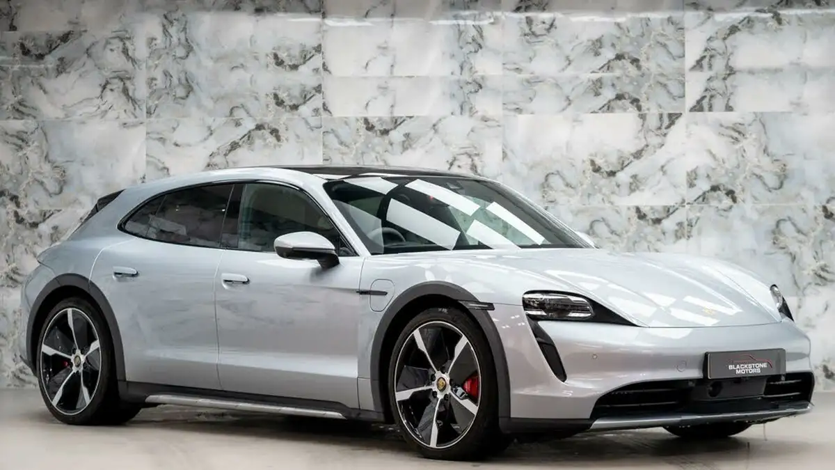 2021-porsche-taycan-e-4s-cross-turismo-big-0