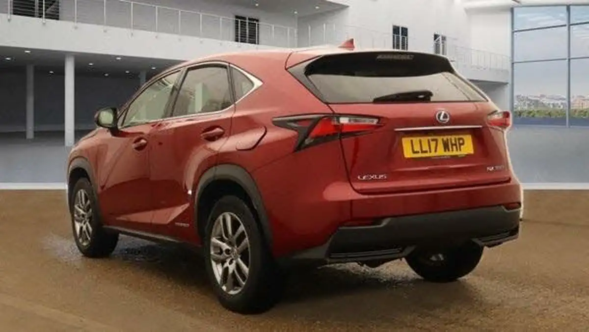 2017-lexus-nx-300h-25-luxury-big-4