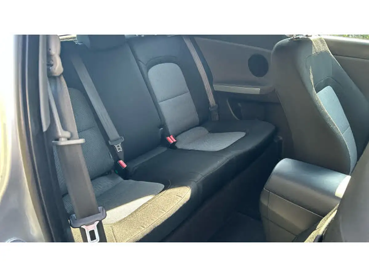 2017-kia-pro-ceed-16-gdi-2-big-15
