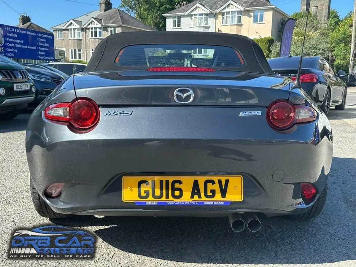 2016-mazda-mx-5-15-se-l-nav-big-11