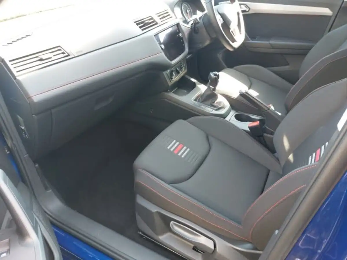 2019-seat-ibiza-10-mpi-fr-big-4